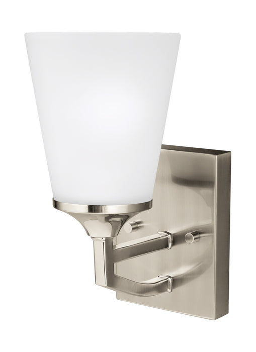 Hanford One Light Wall / Bath Sconce in Brushed Nickel