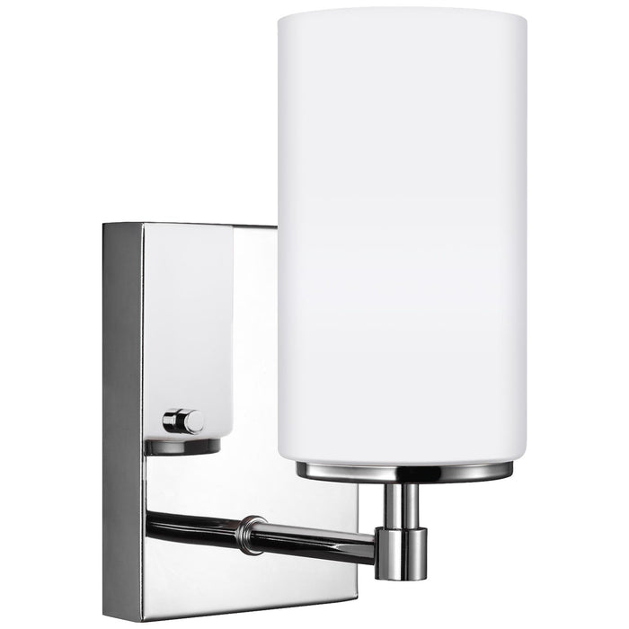 Alturas One Light Wall / Bath Sconce in Chrome