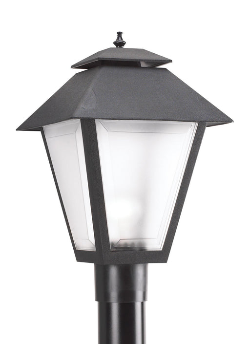 Polycarbonate Outdoor One Light Outdoor Post Lantern in Black